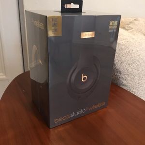 Studio 3 Wireless Beats